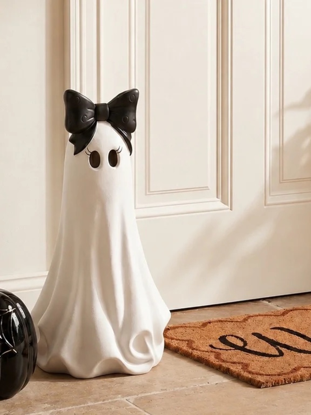 My Texas House White Ghost Décor with Black Bow Accent Viral - Picture 3 of 5